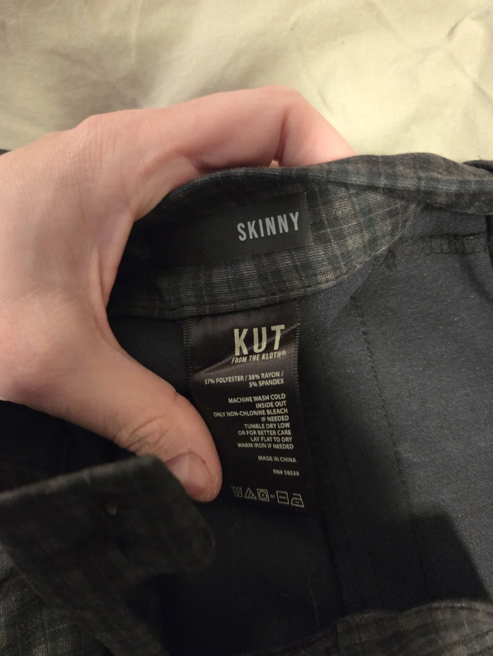 KUT Womens Gray Plaid Dress Pants - Classic Workwear - Picture 4 of 4